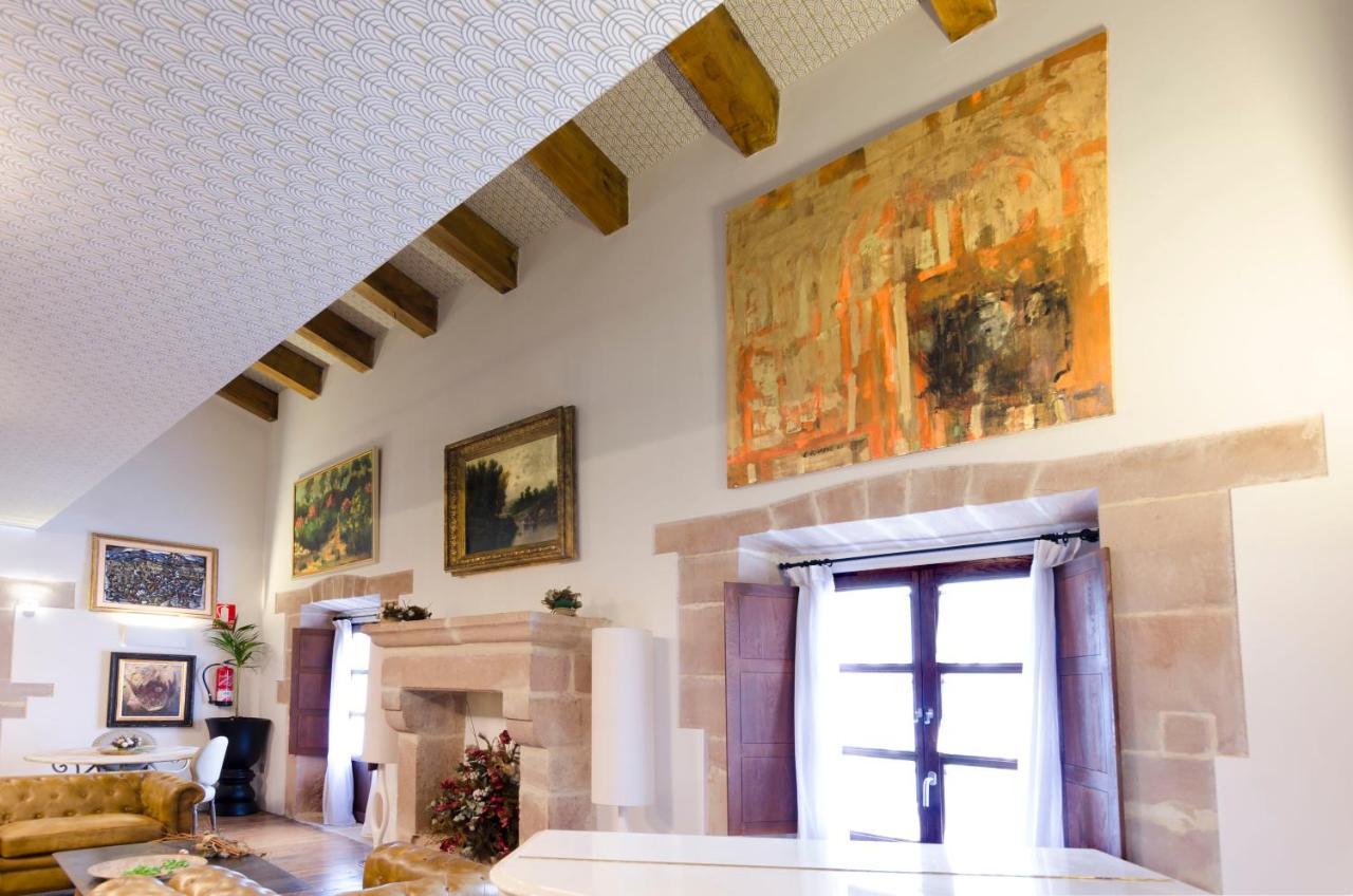 Arha Casona De Carmona Hotel Carmona  ภายนอก รูปภาพ