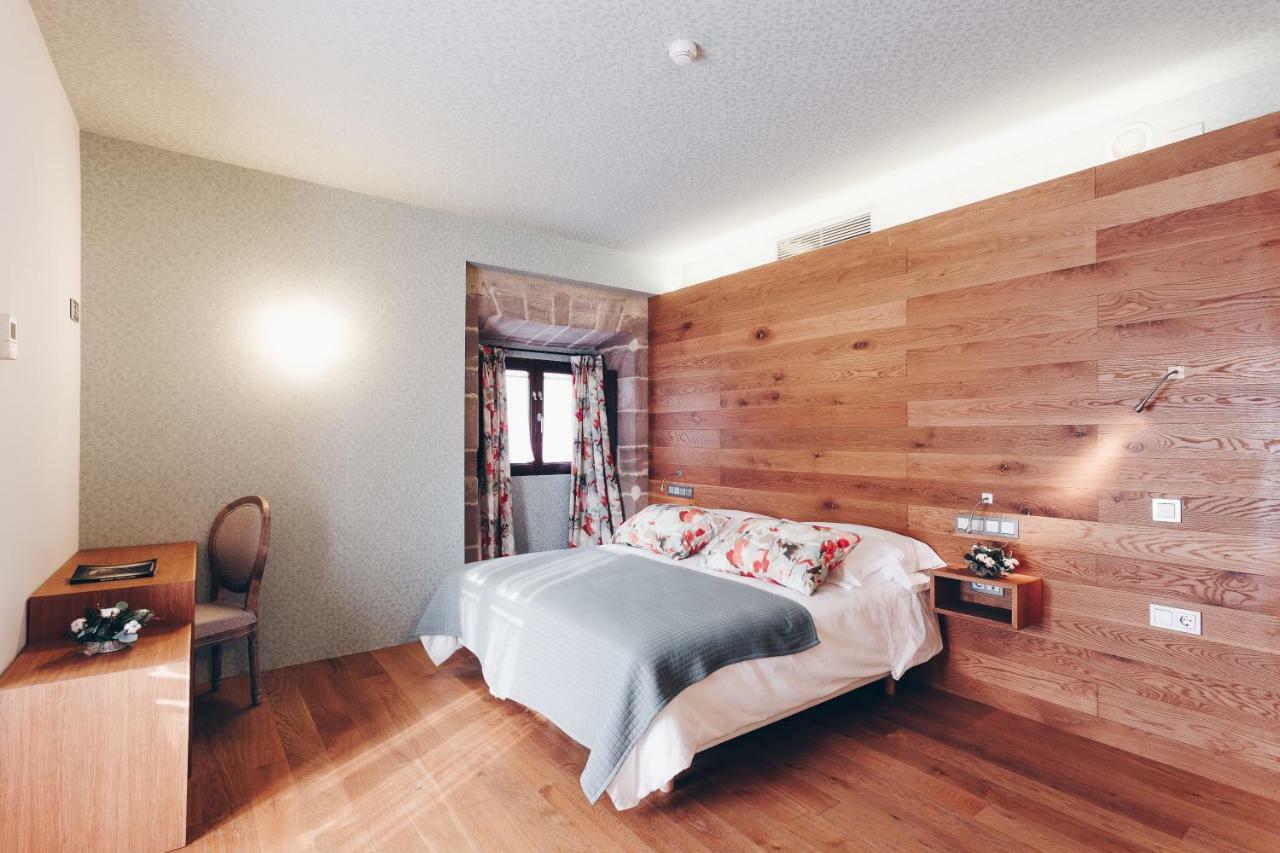 Arha Casona De Carmona Hotel Carmona  ภายนอก รูปภาพ